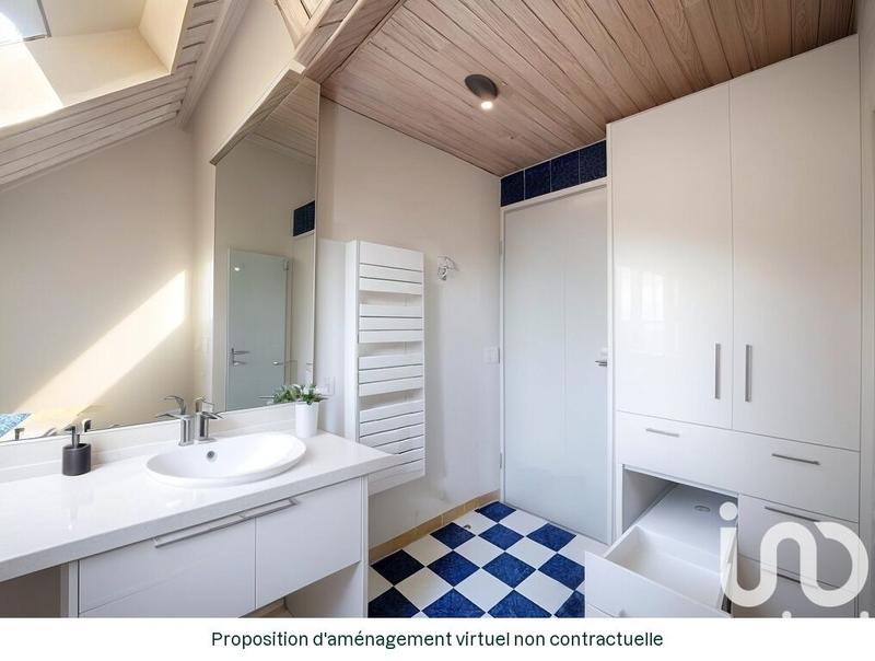 Maison - 153 m² - 7 pièces