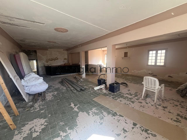 Local commercial - 163 m²