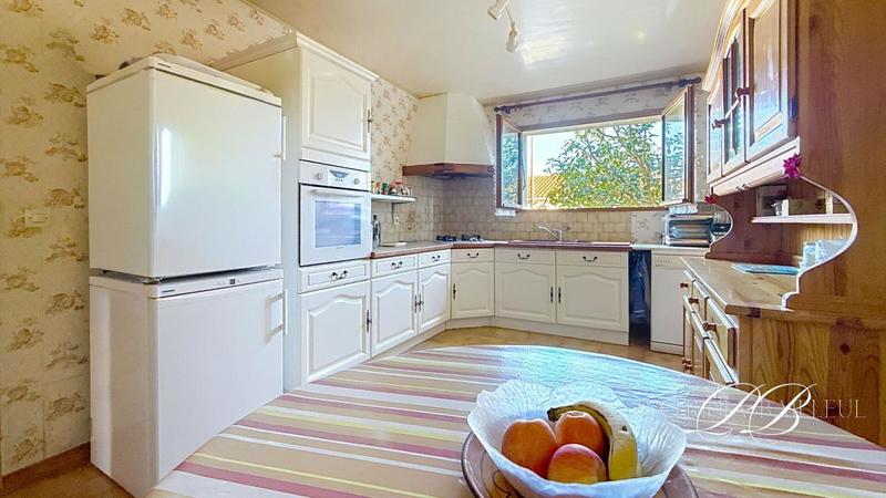 Maison - 110 m² - 4 pièces