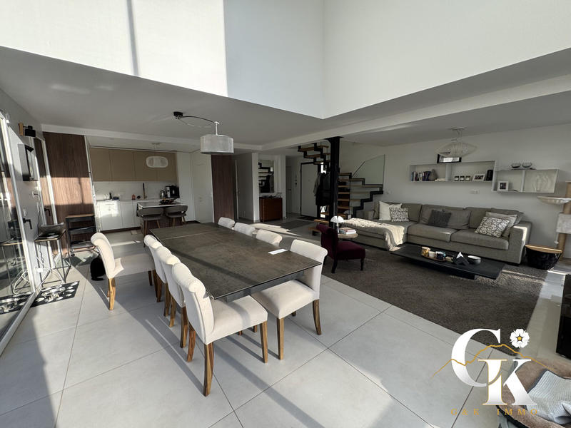 Maison contemporaine - 143 m² - 5 pièces