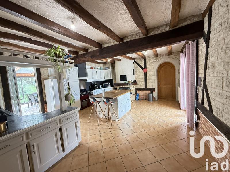 Maison - 298 m² - 10 pièces