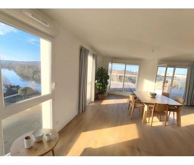 Appartement - 135 m² - 5 pièces