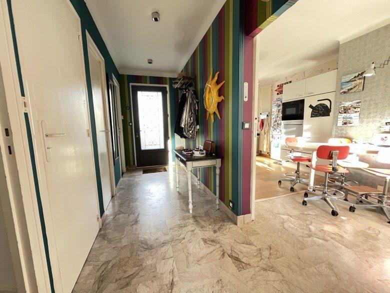 Maison - 127 m² - 6 pièces