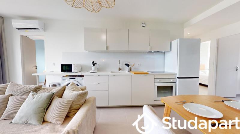 Chambre - 12 m² - 1 pièce