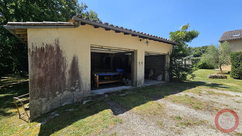 Maison ancienne - 270 m² - 10 pièces