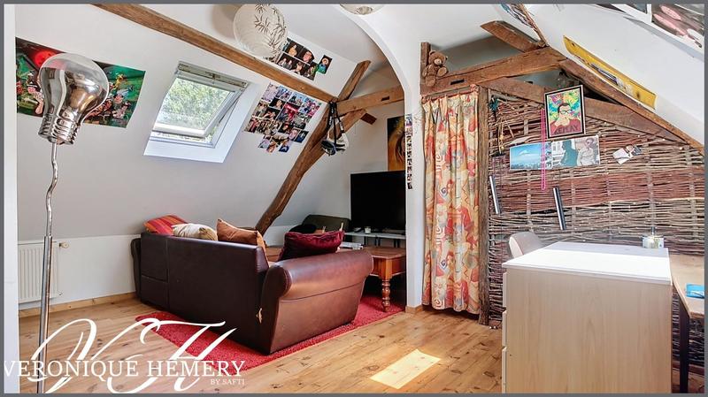 Maison - 225 m² - 8 pièces