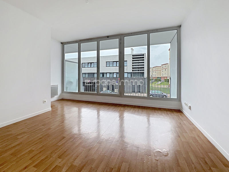 Appartement - 74 m² - 4 pièces