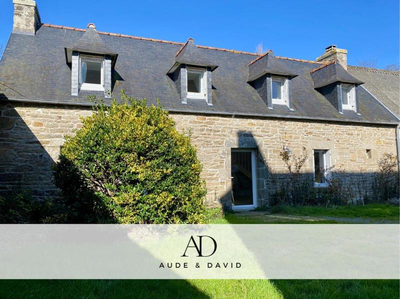 Maison - 230 m² - 7 pièces