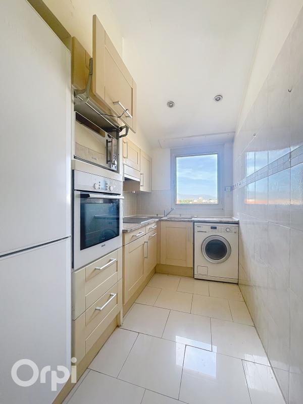 Appartement - 96 m² - 4 pièces