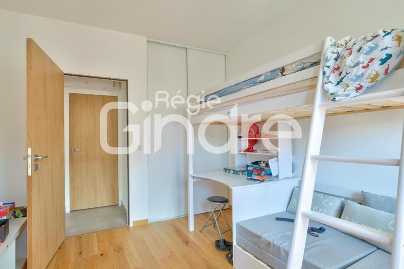 Appartement - 79 m² - 4 pièces