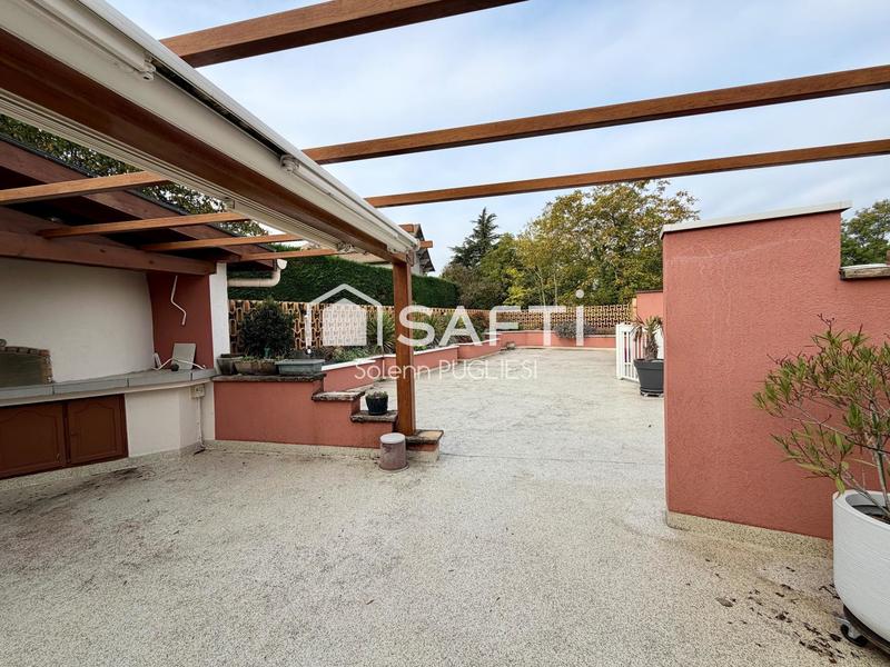 Maison - 190 m² - 8 pièces