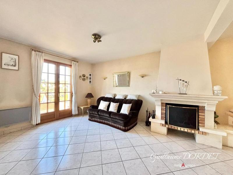 Maison traditionnelle - 112 m² - 3 pièces