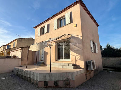 Villa - 81 m² - 4 pièces