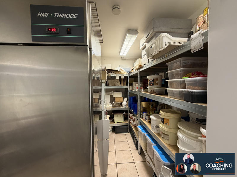 Local commercial - 81 m² - 3 pièces