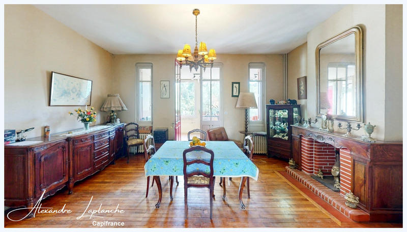 Maison de maîtres - 402 m² - 12 pièces