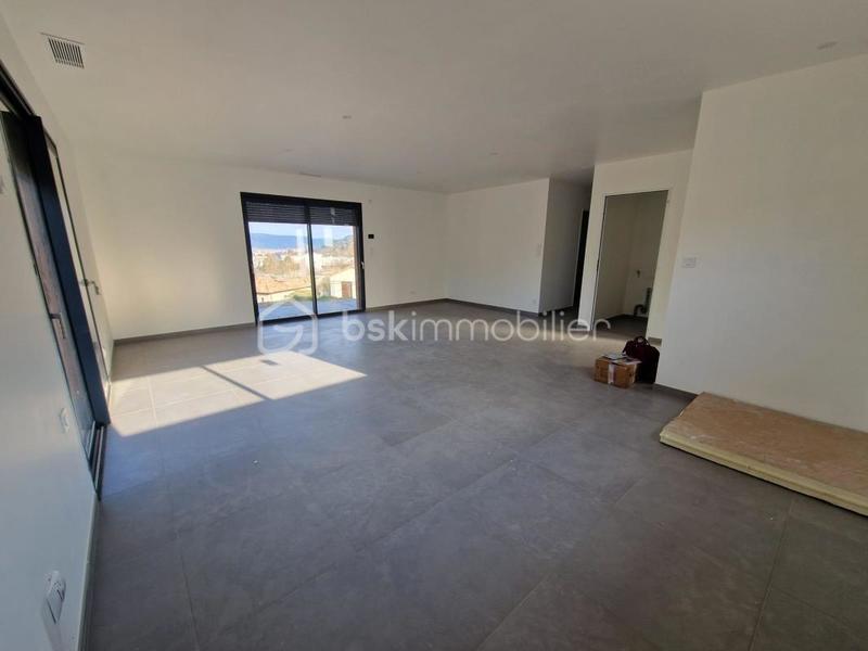 Maison - 135 m² - 4 pièces