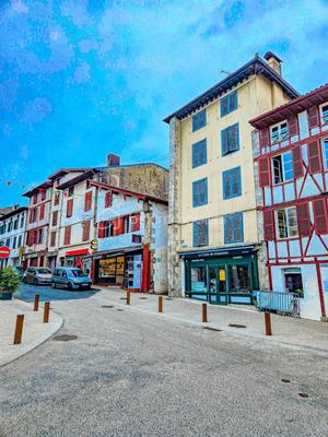 Immeuble - 340 m² - 15 pièces