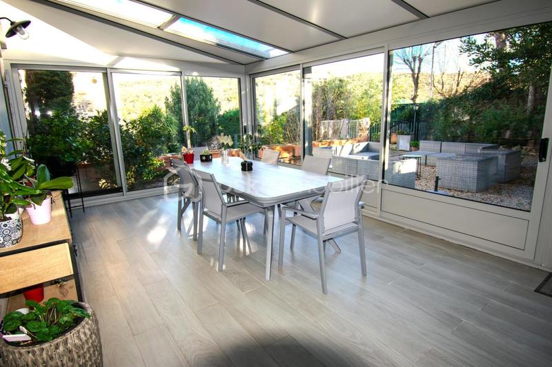 Demeure - 190 m² - 7 pièces