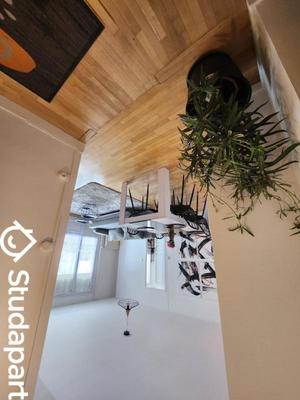 Chambre - 11 m² - 1 pièce