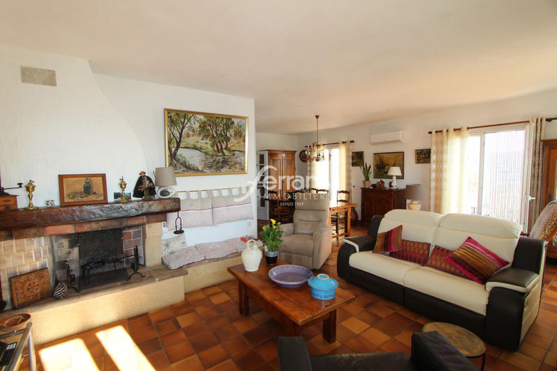 Maison - 206 m² - 6 pièces