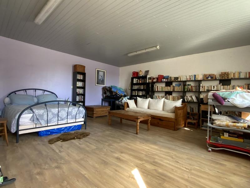 Maison - 384 m² - 4 pièces