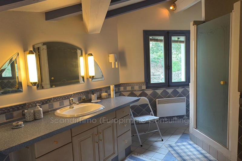 Maison - 199 m² - 5 pièces