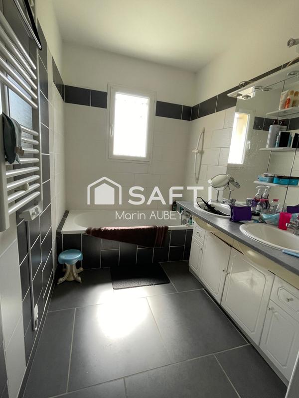 Maison - 108 m² - 5 pièces