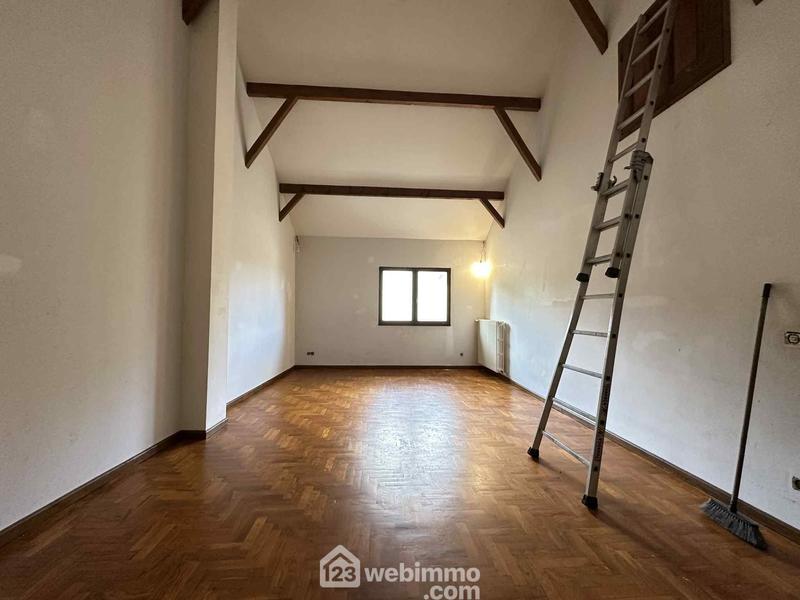 Maison - 228 m² - 7 pièces