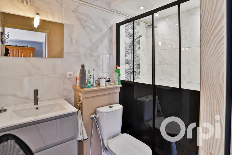 Maison - 192 m² - 8 pièces