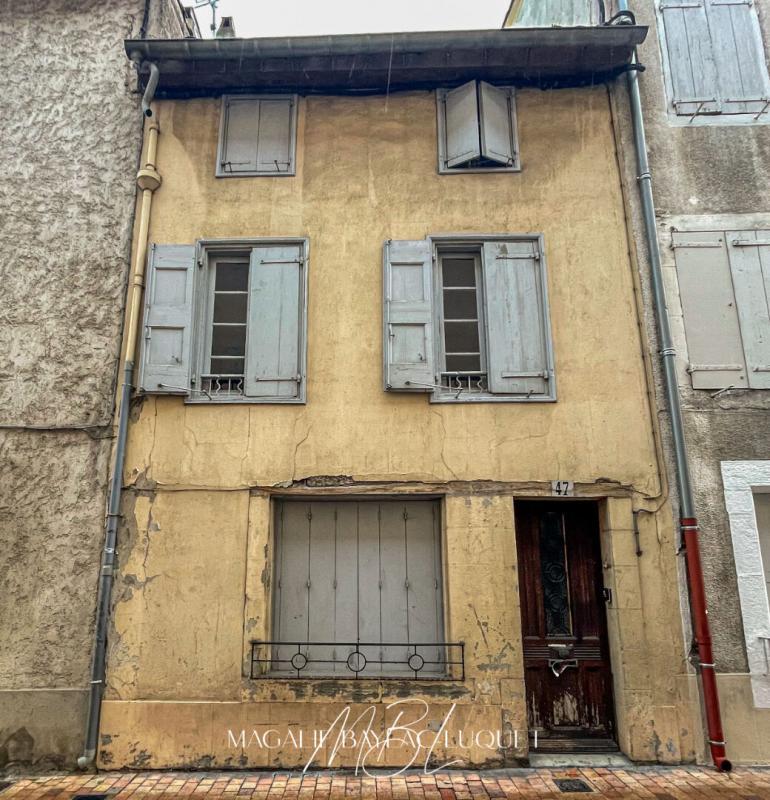 Immeuble - 103 m² - 6 pièces