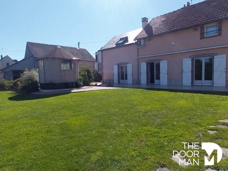 Maison - 168 m² - 7 pièces