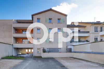 Studio - 36 m² - 1 pièce