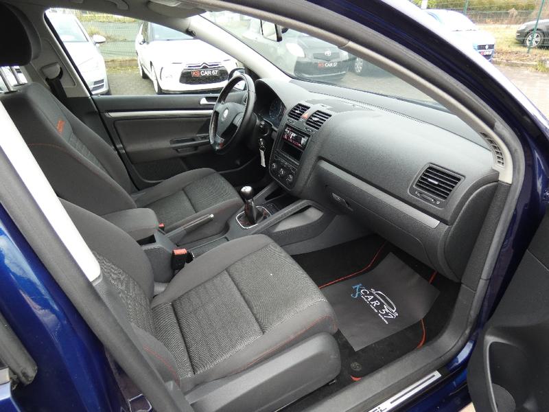 Volkswagen Golf 1.6 16s Fsi Confort