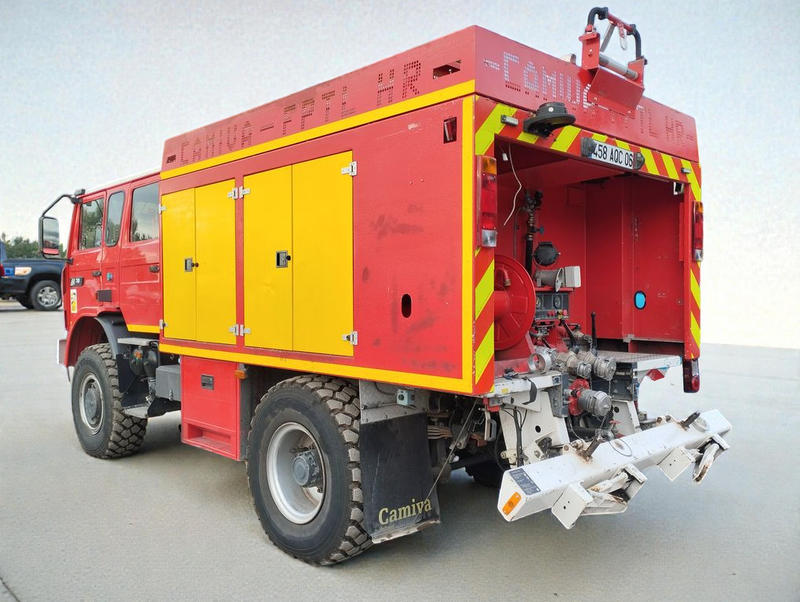 Renault Midliner M210 4x4 4p