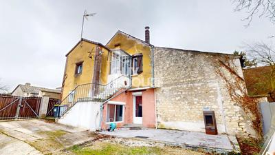 Maison ancienne - 72 m² - 3 pièces