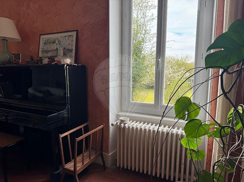 Maison - 111 m² - 6 pièces