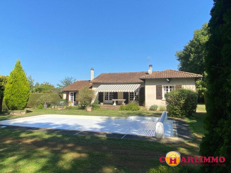 Maison traditionnelle - 120 m² - 4 pièces