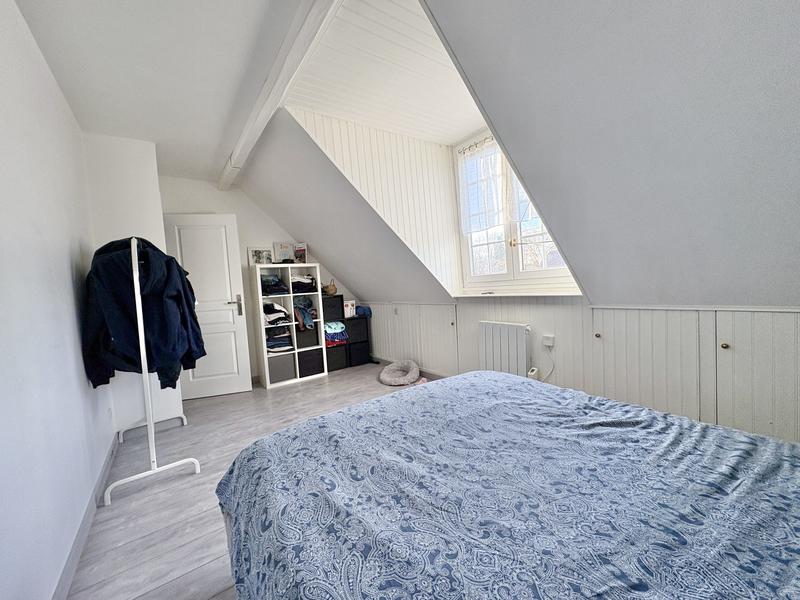 Maison traditionnelle - 85 m² - 6 pièces