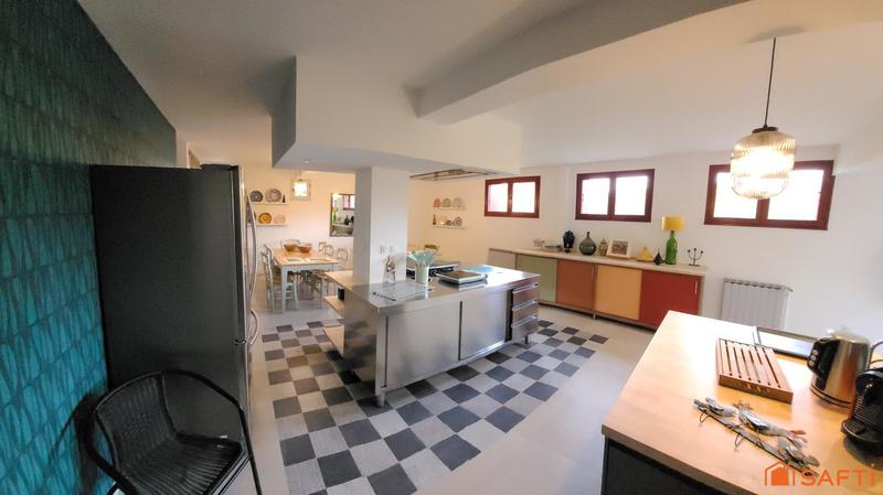 Local commercial - 361 m² - 12 pièces