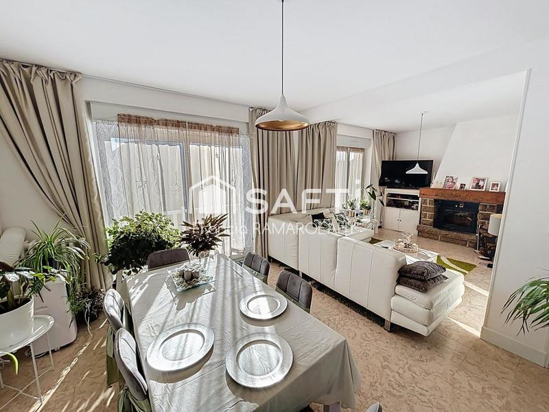 Maison - 169 m² - 8 pièces