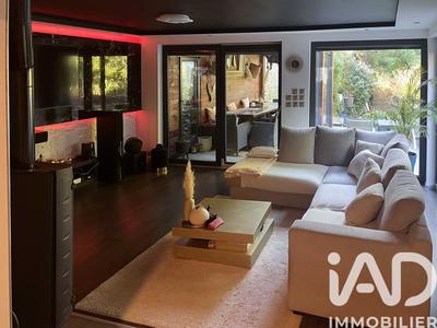 Maison de ville - 150 m² - 5 pièces