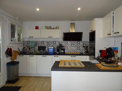 Maison - 163 m² - 7 pièces