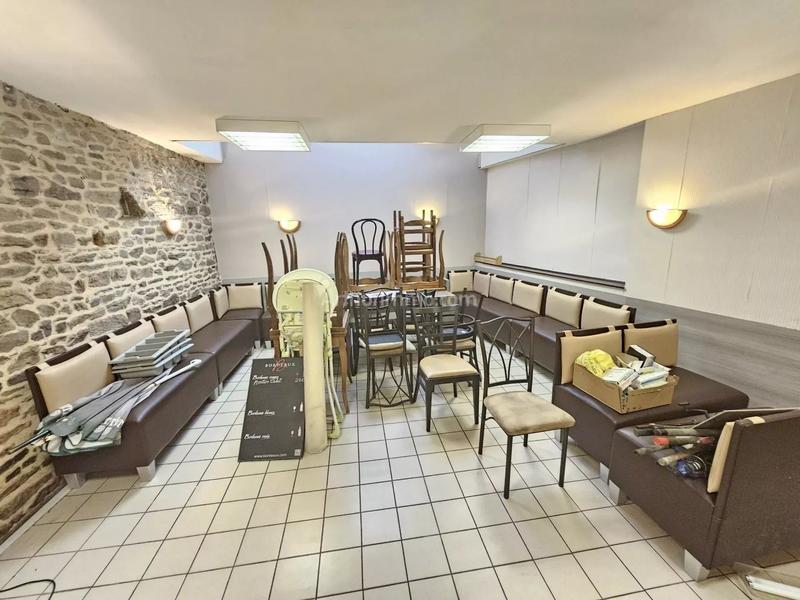 Bureau - 250 m² - 7 pièces