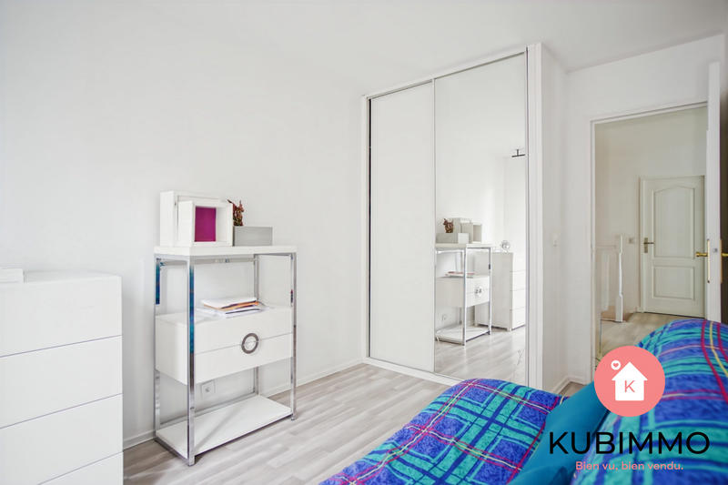 Appartement - 104 m² - 5 pièces