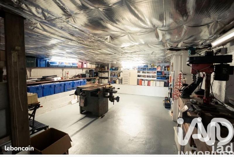 Maison - 180 m² - 7 pièces