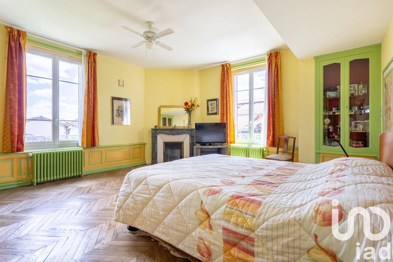 Appartement - 166 m² - 5 pièces