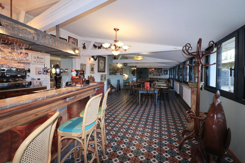 Local commercial - 169 m²