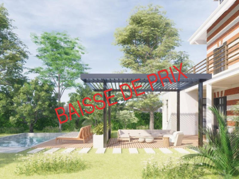 Maison - 230 m² - 11 pièces