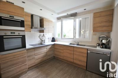 Appartement - 75 m² - 4 pièces