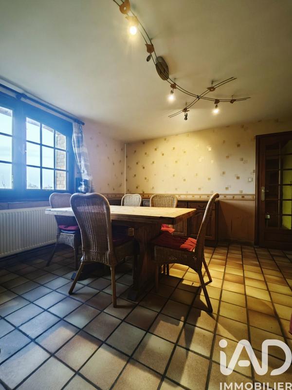 Maison - 217 m² - 8 pièces